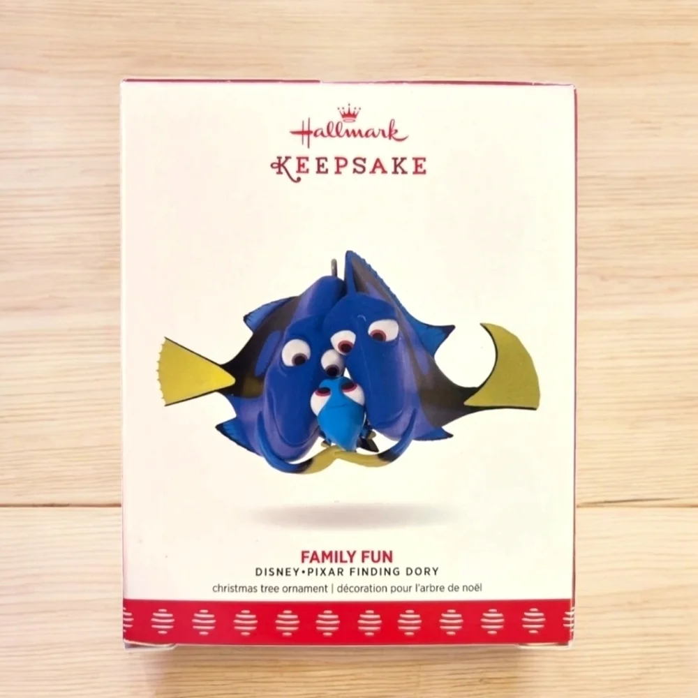 Disney Pixar Original Dory Xmas Tree Decor plus Movie Unboxed